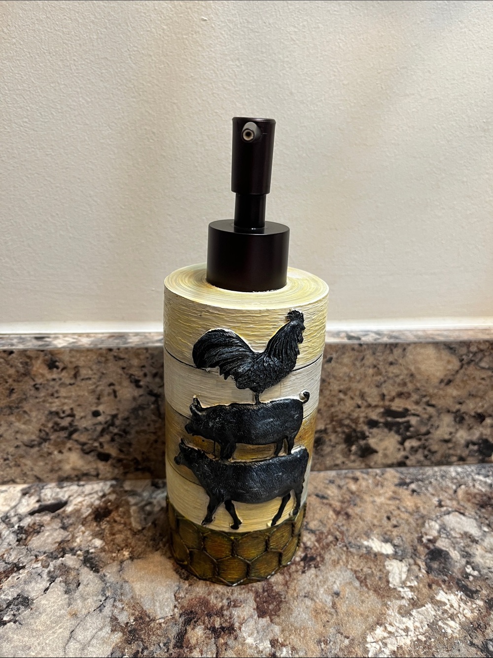 Farmhouse Animal Soap Dispenser in Black and Cream